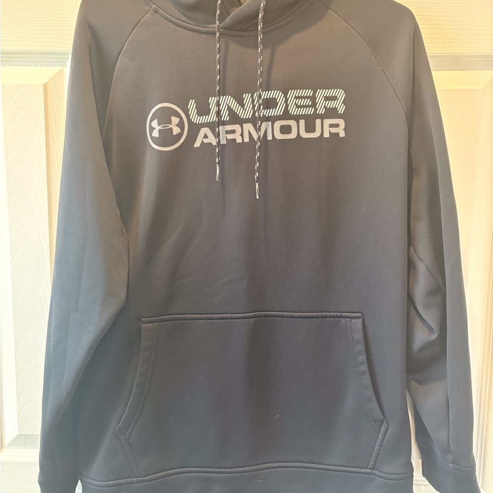 Under Armour Men's Dark Gray Hoodie